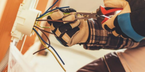 What to Know Before Choosing an Electrical Contractor