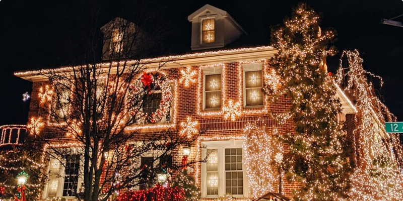 Home-Electrical-Safety_-Tips-for-Powering-Decorations-Lights